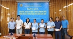 CÔNG ĐOÀN NHÀ MÁY IN TIỀN QUỐC GIA TRAO TẶNG 100 SUẤT QUÀ CHO ĐOÀN VIÊN, NGƯỜI LAO ĐỘNG NHÂN DỊP HOÀN CẢNH KHÓ KHĂN